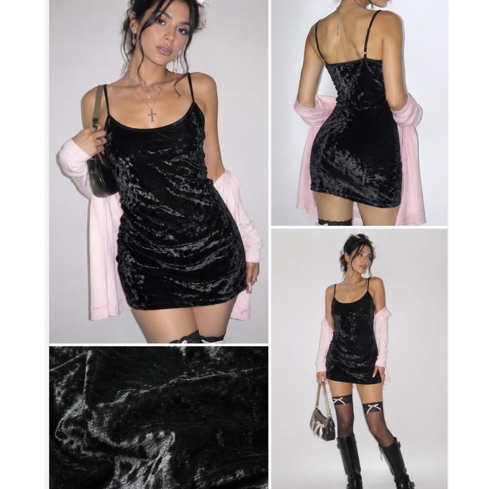 Victoria’s Secret Black Crushed Velvet Slip Dress Nightgown Y2K M/L Coquette